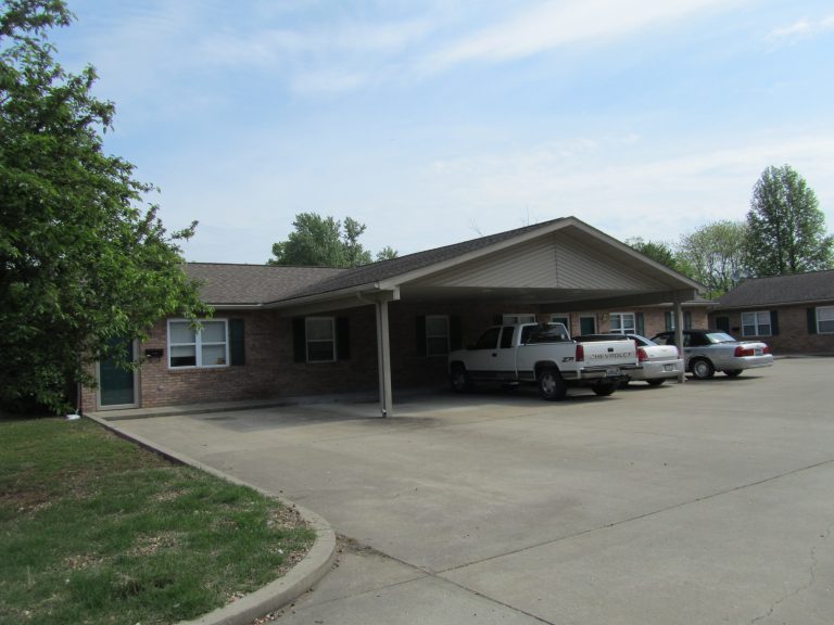 603 S Carbon St Marion, IL 62959 | Marion Rental Apartments